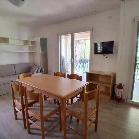 Apartment Alba, Calle Mendelssohn 16